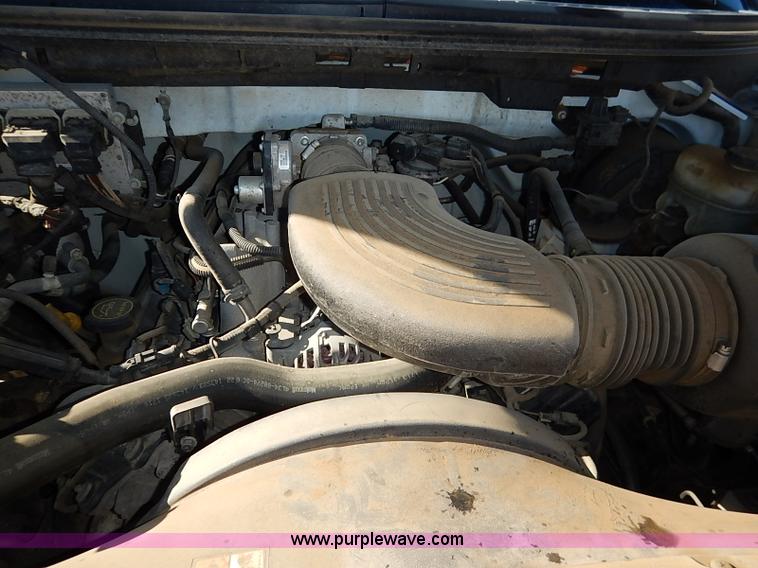 image for item I5143 2006 Ford F150 XL SuperCab pickup truck