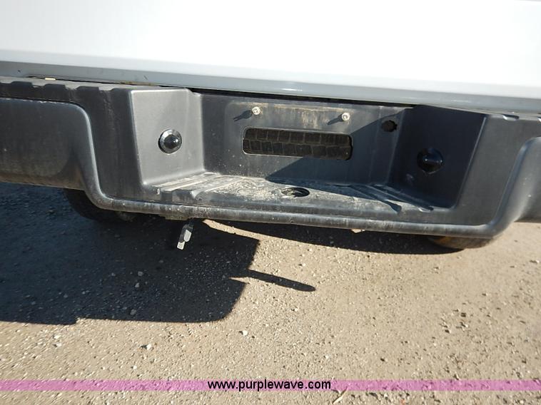 image for item I5143 2006 Ford F150 XL SuperCab pickup truck