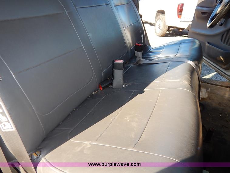 image for item I5144 2001 Ford F150 XL SuperCab pickup truck