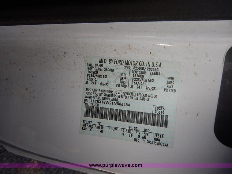 image for item I5144 2001 Ford F150 XL SuperCab pickup truck