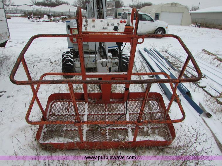 image for item I6662 1999 Sky Jack SJKB-40D boom lift