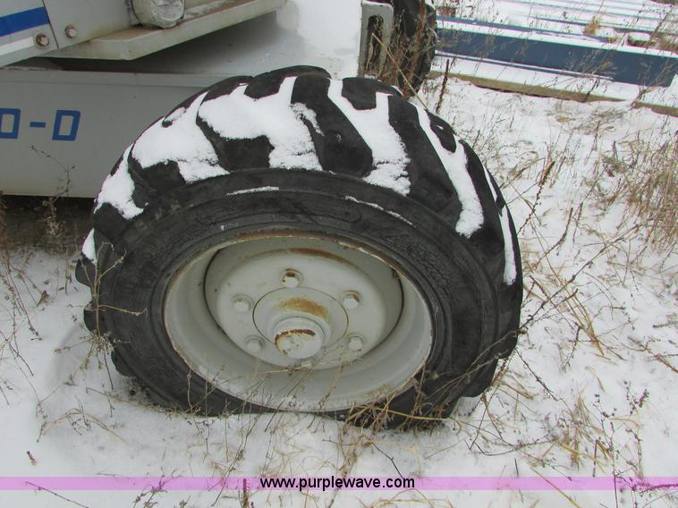 image for item I6662 1999 Sky Jack SJKB-40D boom lift