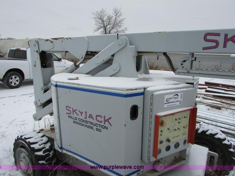 image for item I6662 1999 Sky Jack SJKB-40D boom lift