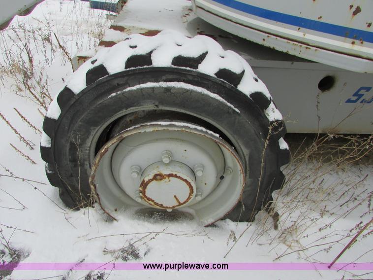 image for item I6662 1999 Sky Jack SJKB-40D boom lift