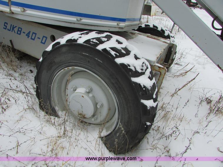 image for item I6662 1999 Sky Jack SJKB-40D boom lift