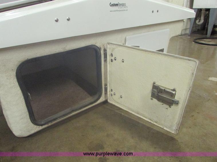 image for item I6663 Companion gun storage and hunting kennel truck box
