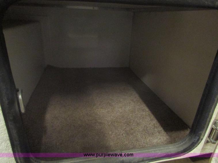 image for item I6663 Companion gun storage and hunting kennel truck box