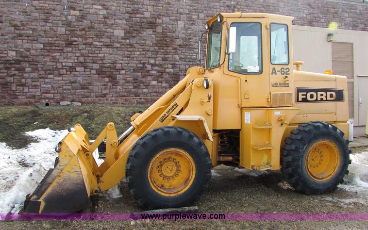 image for item I6666 1978 Ford A12 wheel loader