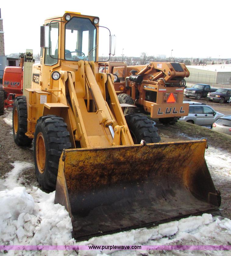 image for item I6666 1978 Ford A12 wheel loader