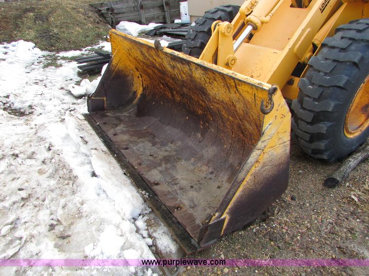 image for item I6666 1978 Ford A12 wheel loader
