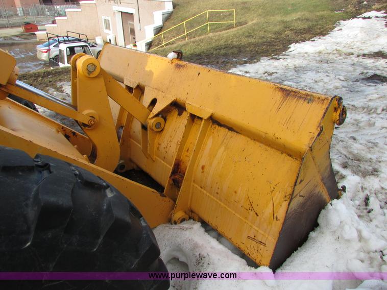 image for item I6666 1978 Ford A12 wheel loader