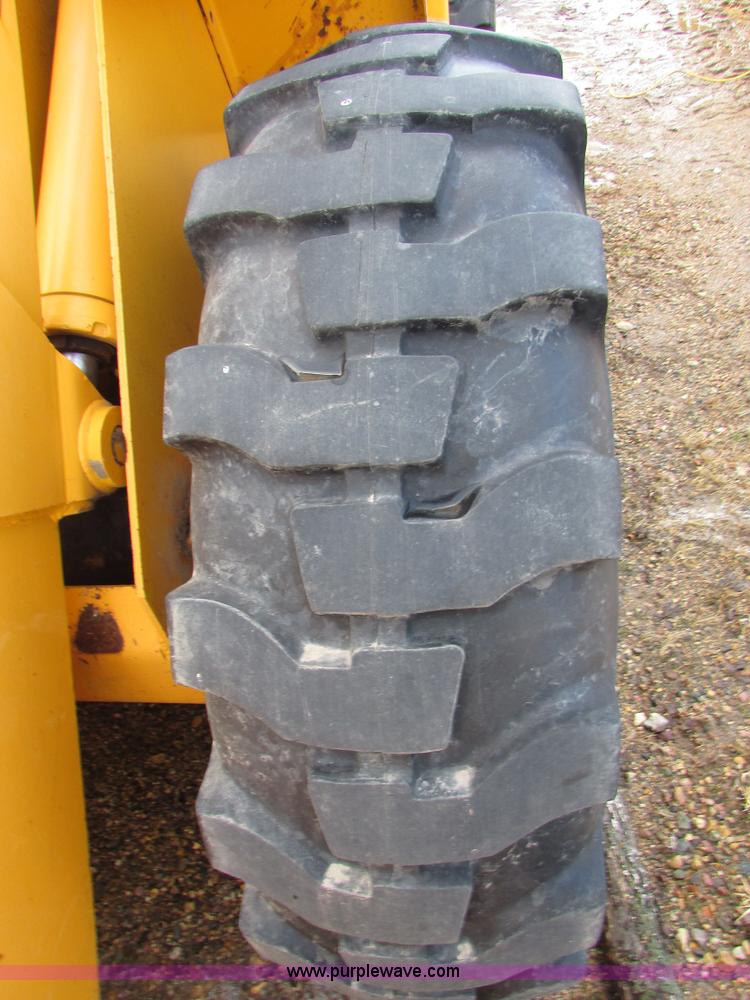 image for item I6666 1978 Ford A12 wheel loader