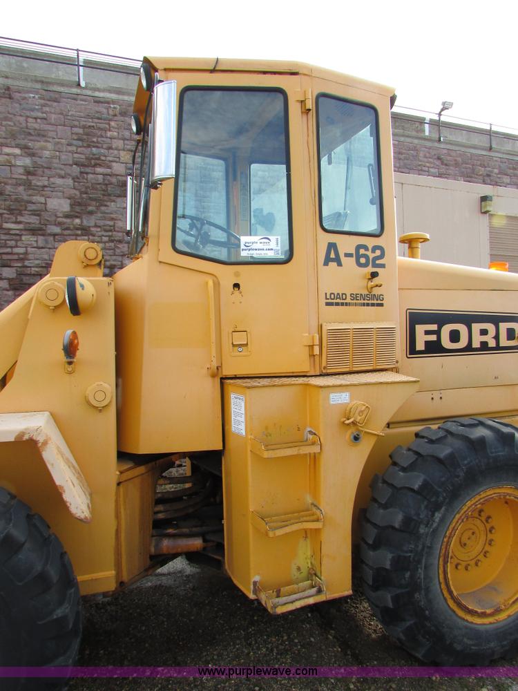 image for item I6666 1978 Ford A12 wheel loader