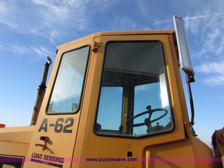 image for item I6666 1978 Ford A12 wheel loader