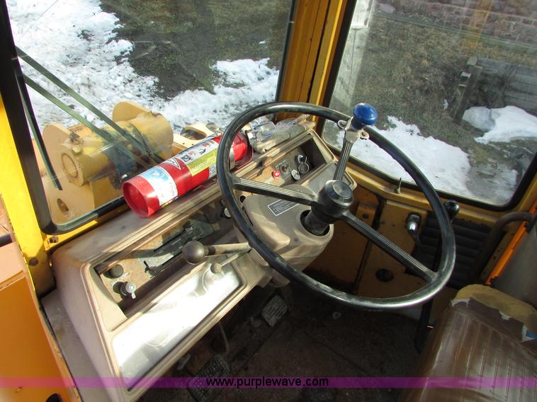 image for item I6666 1978 Ford A12 wheel loader