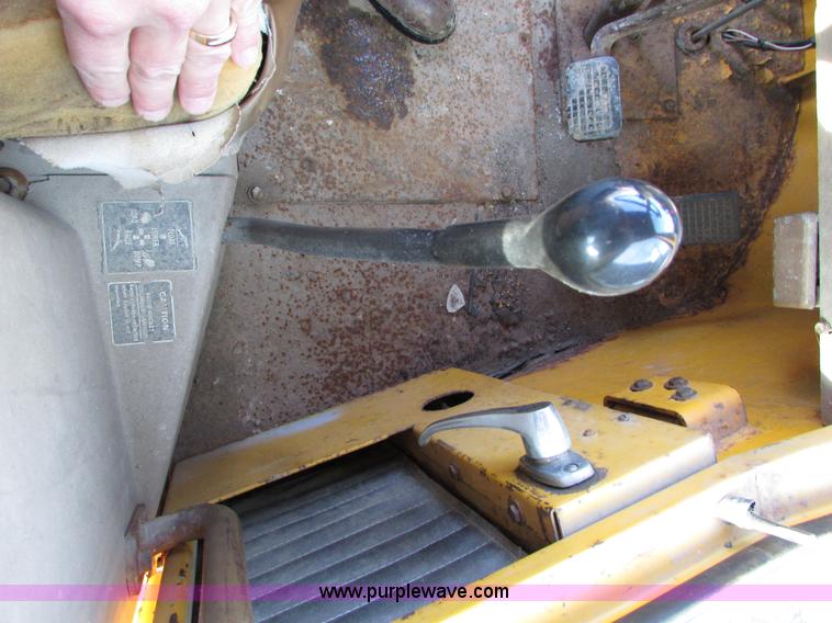 image for item I6666 1978 Ford A12 wheel loader