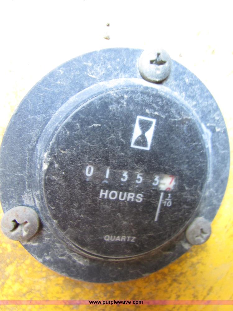 image for item I6666 1978 Ford A12 wheel loader