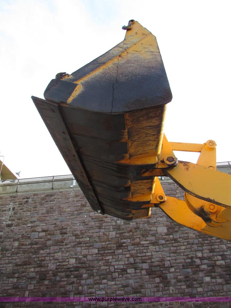 image for item I6666 1978 Ford A12 wheel loader