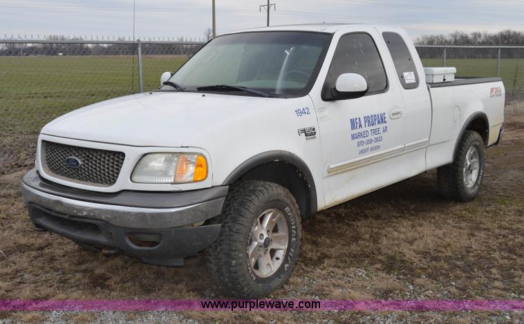 image for item I6862 2003 Ford F150 XLT FX4 SuperCab pickup truck