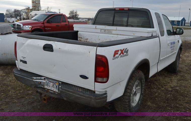 image for item I6862 2003 Ford F150 XLT FX4 SuperCab pickup truck