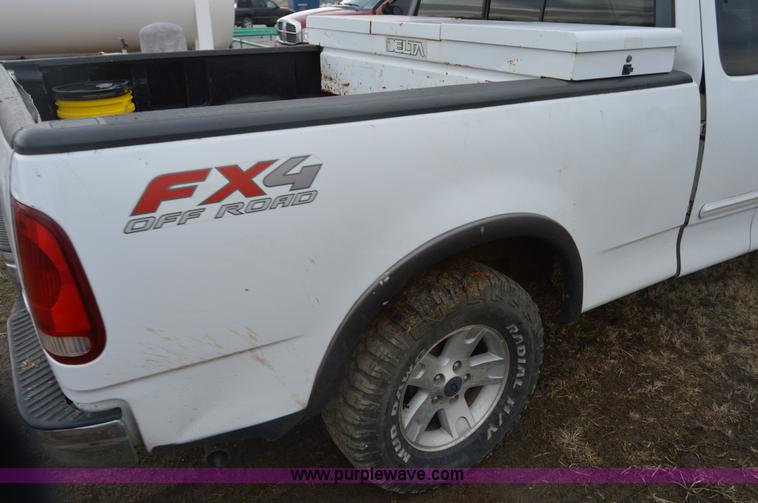 image for item I6862 2003 Ford F150 XLT FX4 SuperCab pickup truck