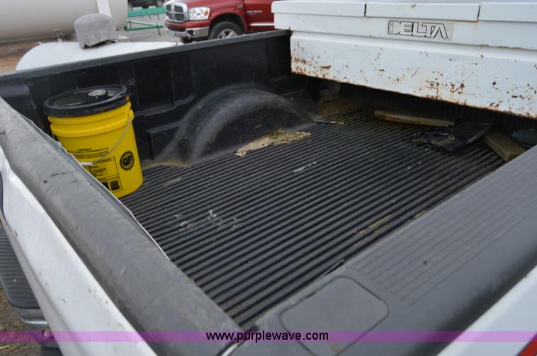 image for item I6862 2003 Ford F150 XLT FX4 SuperCab pickup truck