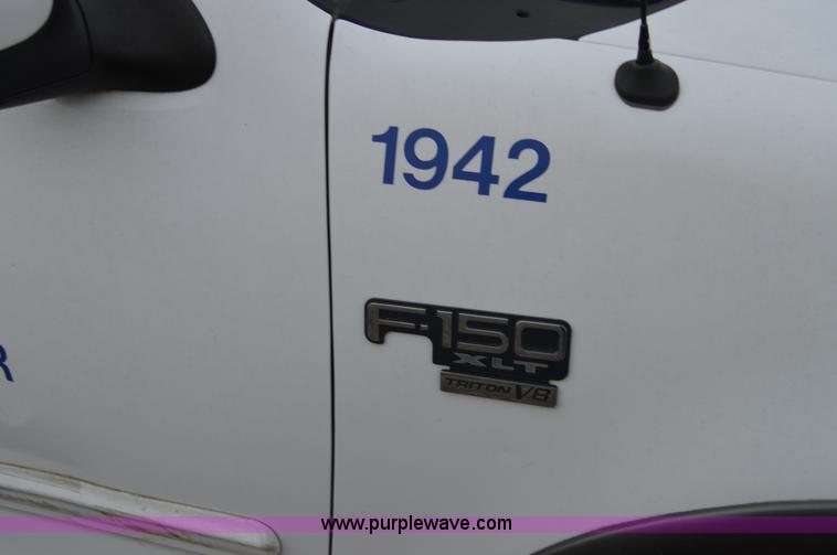 image for item I6862 2003 Ford F150 XLT FX4 SuperCab pickup truck