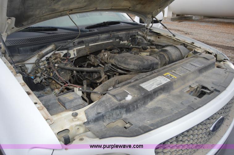 image for item I6862 2003 Ford F150 XLT FX4 SuperCab pickup truck