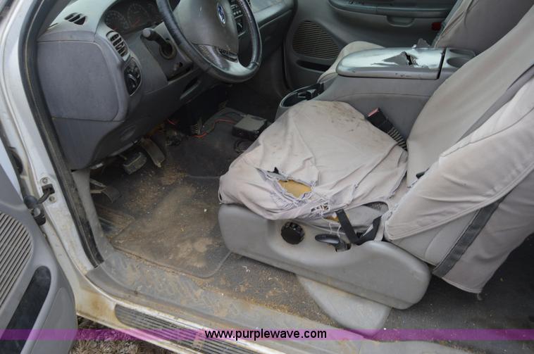 image for item I6862 2003 Ford F150 XLT FX4 SuperCab pickup truck