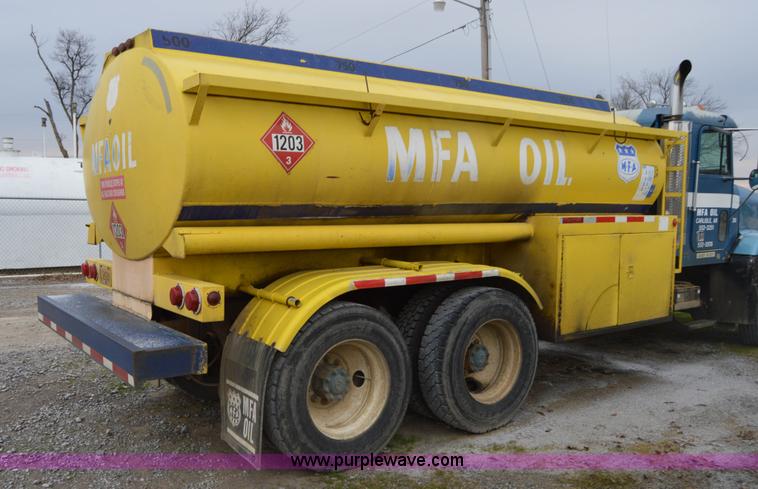 image for item I6864 1989 Freightliner FLD120 fuel truck