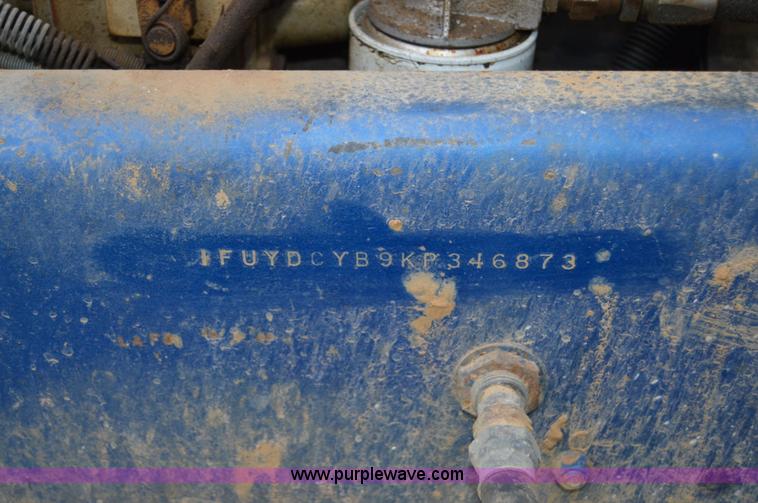 image for item I6864 1989 Freightliner FLD120 fuel truck