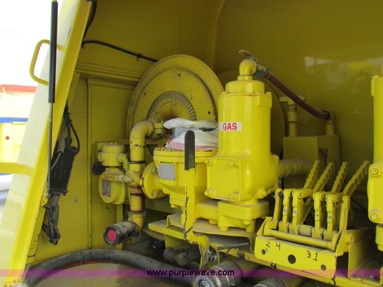 image for item I8811 1993 Chevrolet Kodiak fuel truck