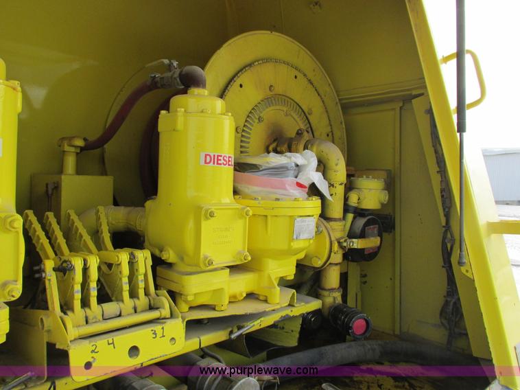 image for item I8811 1993 Chevrolet Kodiak fuel truck