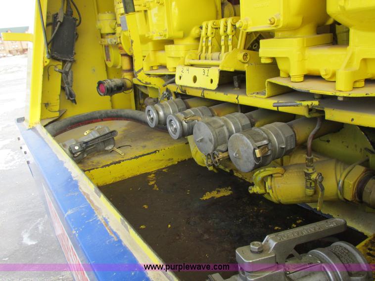 image for item I8811 1993 Chevrolet Kodiak fuel truck