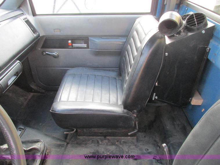 image for item I8811 1993 Chevrolet Kodiak fuel truck