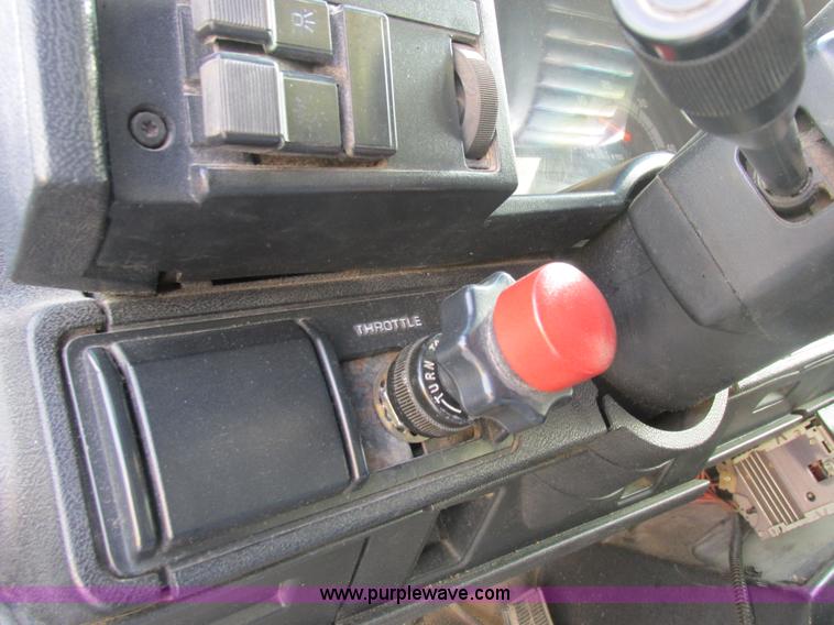 image for item I8811 1993 Chevrolet Kodiak fuel truck