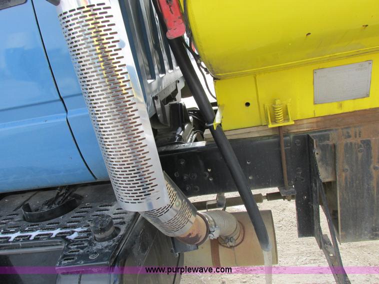 image for item I8811 1993 Chevrolet Kodiak fuel truck