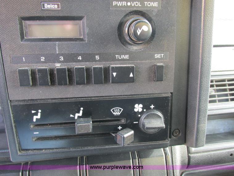 image for item I8811 1993 Chevrolet Kodiak fuel truck