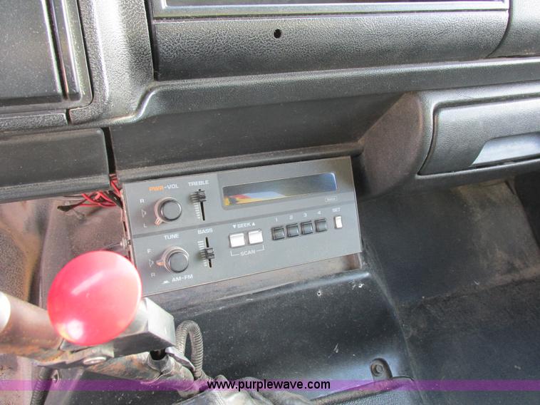 image for item I8811 1993 Chevrolet Kodiak fuel truck