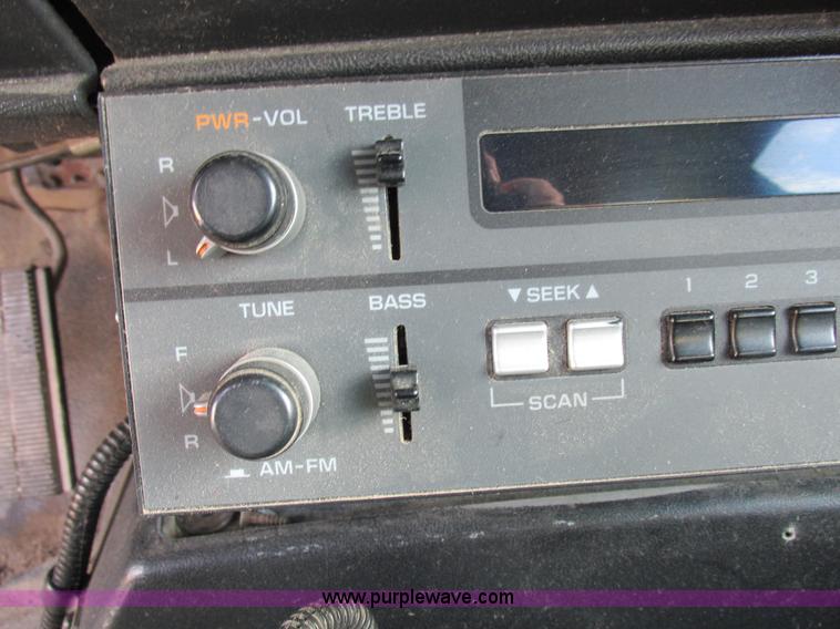 image for item I8811 1993 Chevrolet Kodiak fuel truck