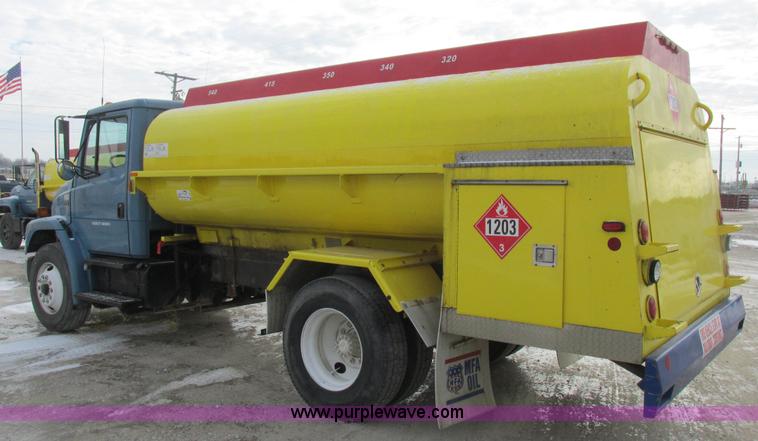 image for item I8812 1999 Freightliner FL70 fuel truck