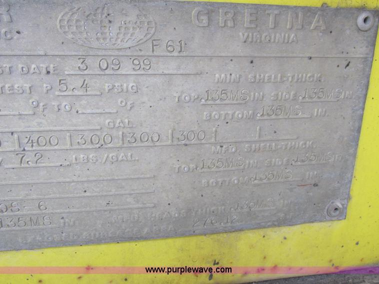 image for item I8812 1999 Freightliner FL70 fuel truck