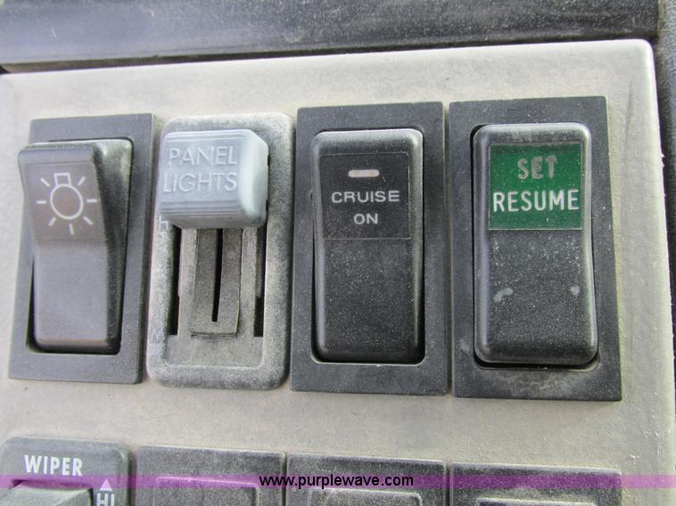 image for item I8812 1999 Freightliner FL70 fuel truck