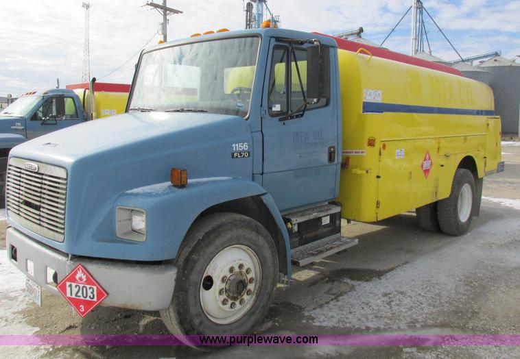 image for item I8813 1998 Freightliner FL70 fuel truck