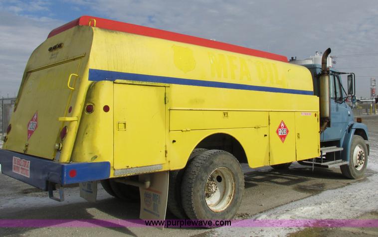 image for item I8813 1998 Freightliner FL70 fuel truck
