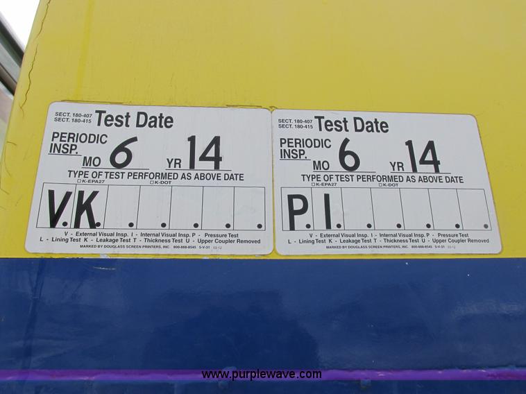 image for item I8813 1998 Freightliner FL70 fuel truck