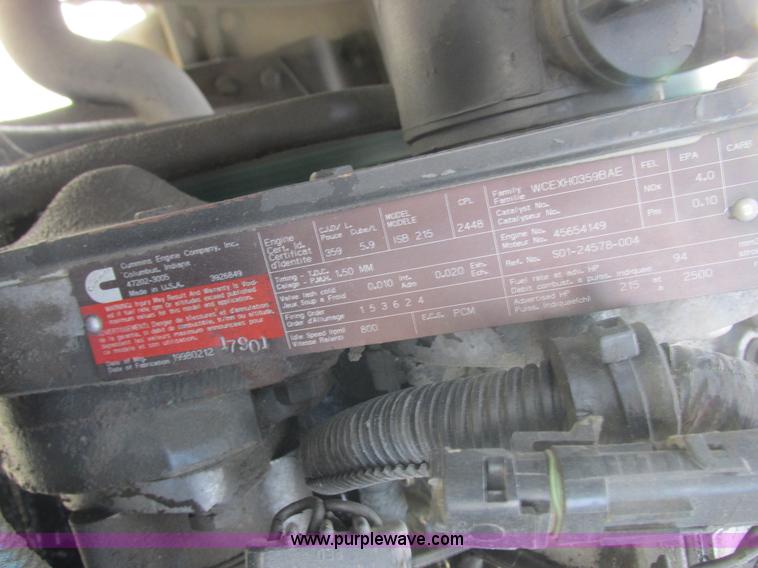 image for item I8813 1998 Freightliner FL70 fuel truck