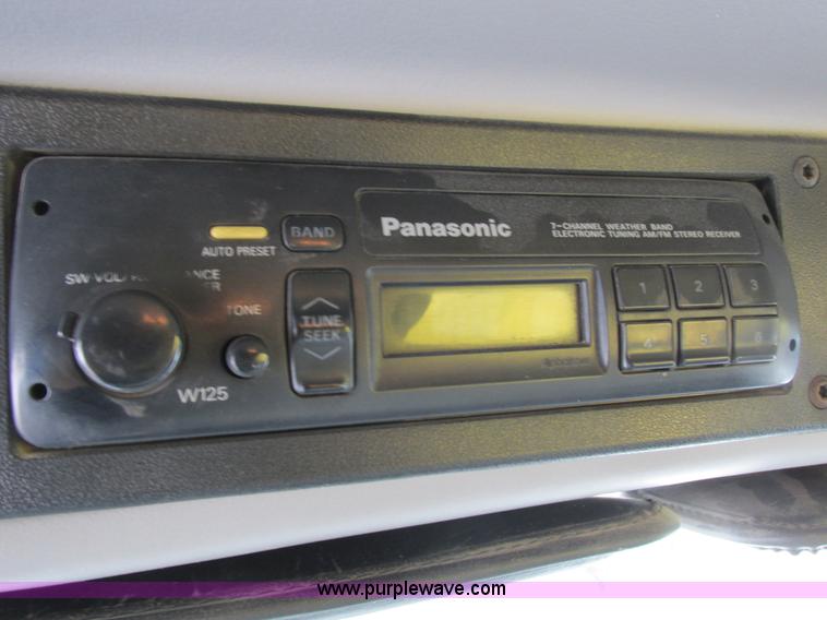 image for item I8813 1998 Freightliner FL70 fuel truck