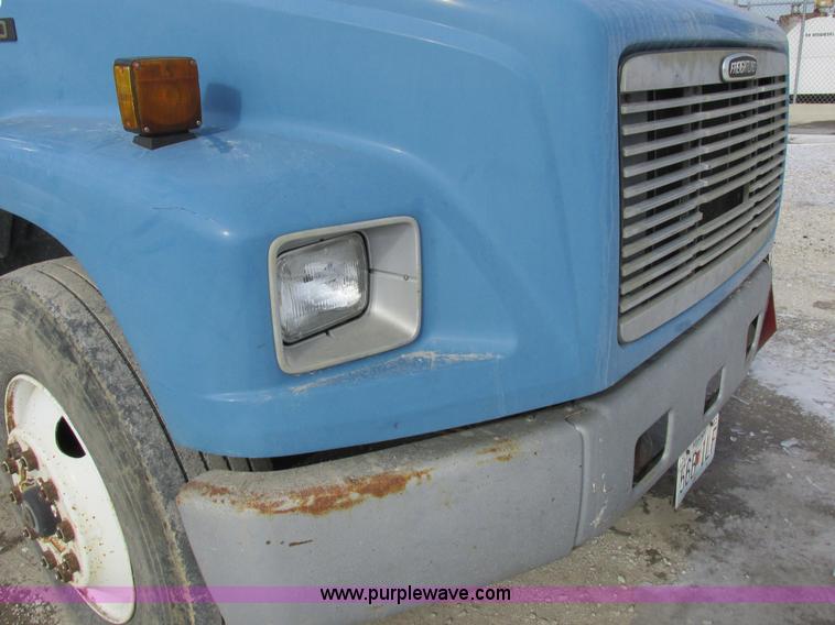 image for item I8813 1998 Freightliner FL70 fuel truck