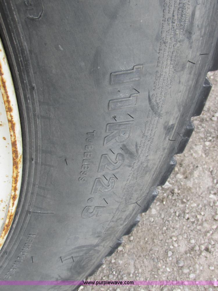 image for item I8814 2000 Freightliner FL70 fuel truck